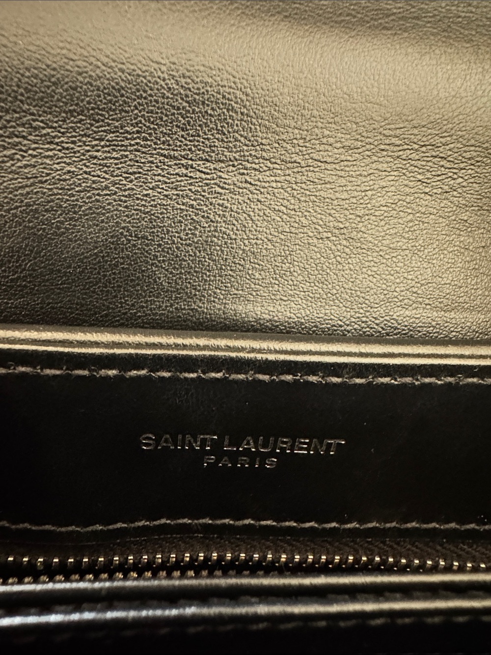 Saint Laurent Toy Loulou Bag - Picture 9 of 17